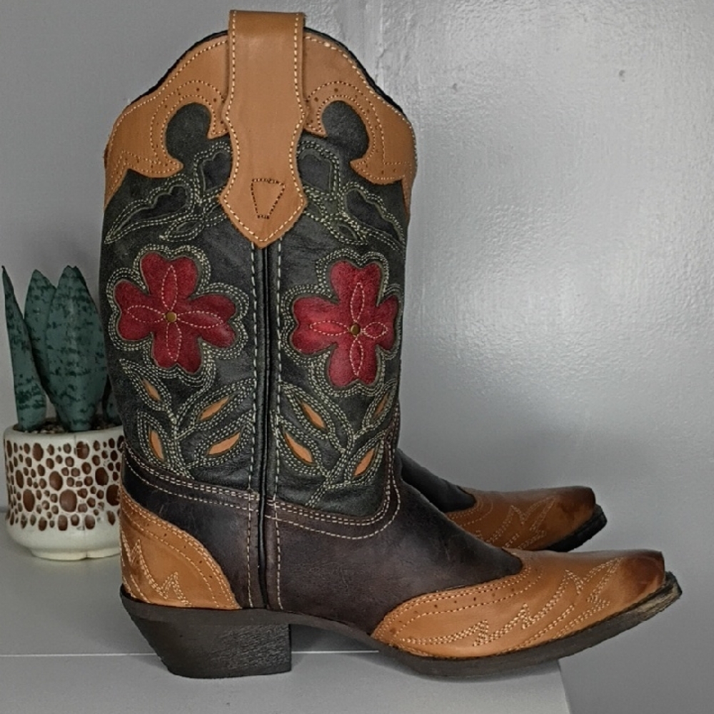 Laredo Brown Leather Western Boots with Red Logo Detail size 7 women's